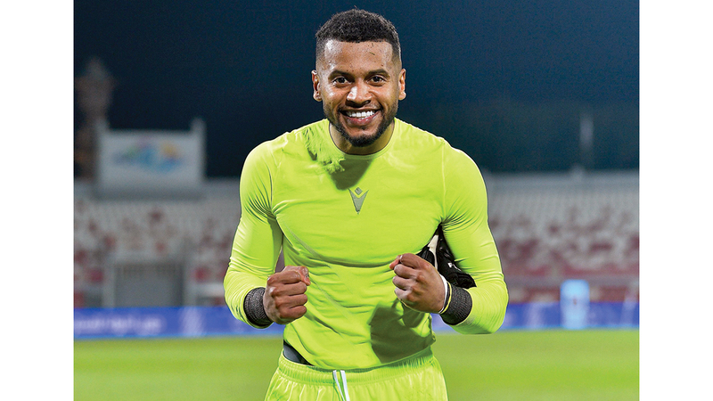 الظنحاني الفوز كان متوقعا لكن الرباعية فاجأتنا