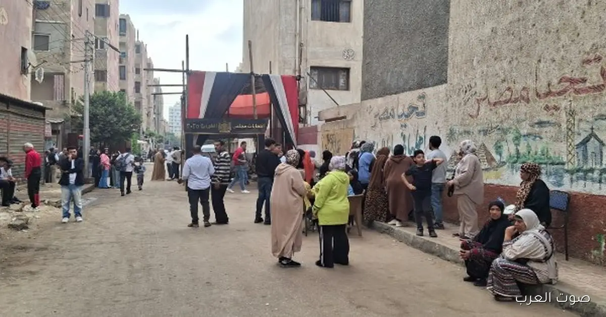 «ترقب حذر» إقبال متوسط على لجان انتخابات القناطر الخيرية في يومها الأول