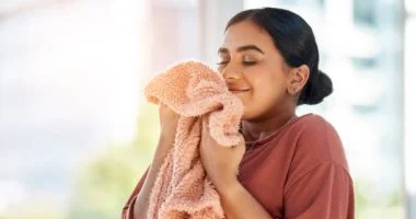 إليك 6 صيغ احترافية ومناسبة لاقتراحات جوجل:1.  6 حلول فعالة لإزالة الروائح الكريهة من الألحفة والبطاطين استعدادًا للشتاء
2.  وداعًا لروائح الشتاء 6 خطوات سحرية لتطهير ألحفتك وبطاطينك نهائيًا
3.  دليل شامل 6 طرق مبتكرة لإنعاش الألحفة والبطاطين والتخلص من الروائح الكريهة مع اقتراب الشتاء
4.  قبل البرد القارس 6 أسرار منزلية للقضاء على روائح الألحفة والبطاطين المزعجة بفاعلية
5.  6 نصائح عملية لتنظيف وتجديد الألحفة والبطاطين من الروائح الكريهة بقدوم الشتاء
6.  استقبل الشتاء بانتعاش 6 خطوات سهلة لضمان ألحفة وبطاطين خالية من أي روائح غير مرغوبة