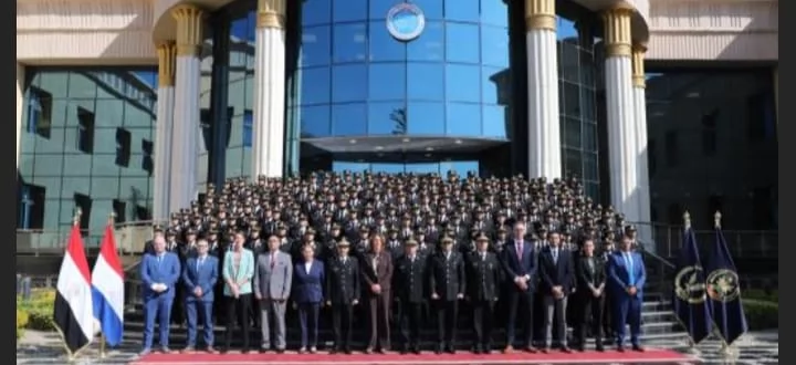 «تدريب متميز لطالبات كلية الشرطة في كشف وثائق السفر المزورة» الداخلية تطلق دورة متخصصة لتعزيز مهارات الطالبات في مواجهة التحديات الأمنية