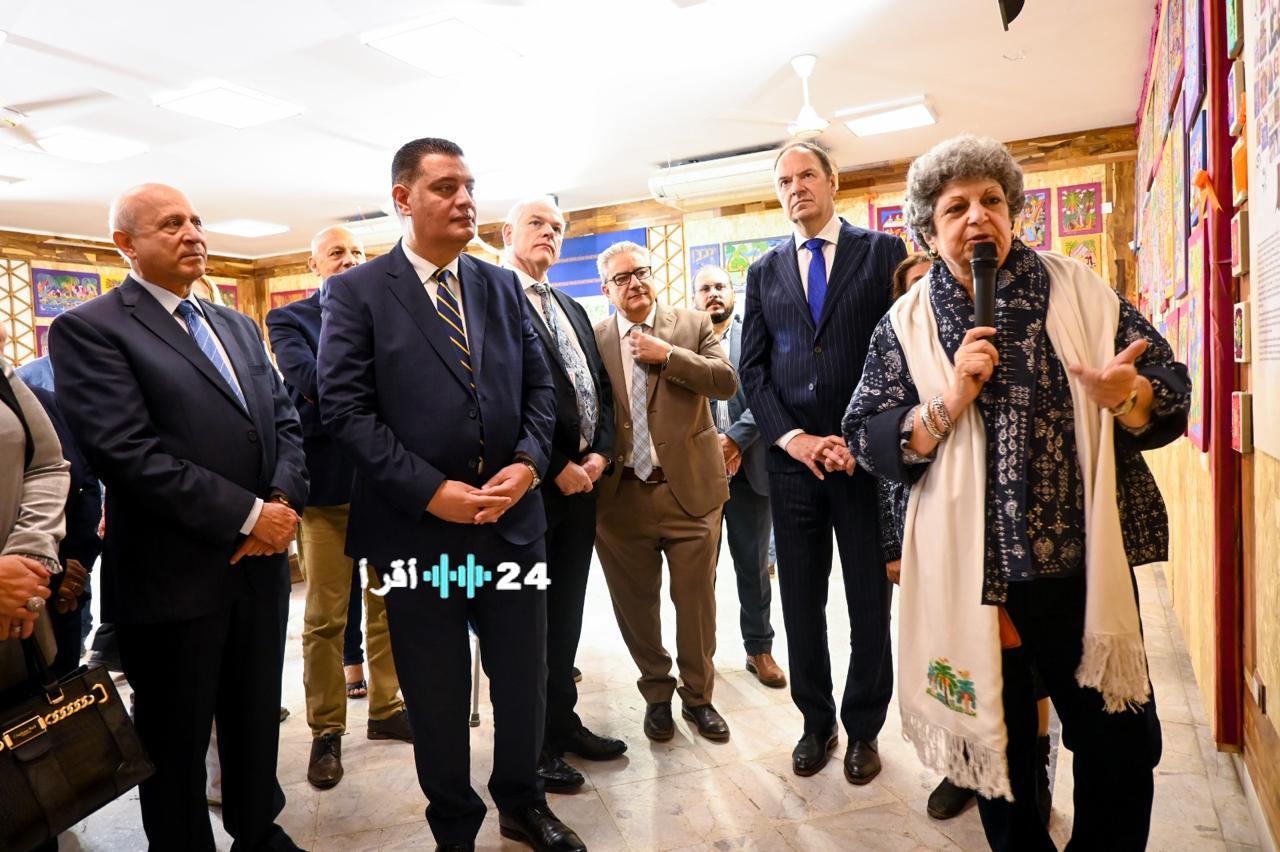 «إبداع الحرف اليدوية في خدمة التنمية» الوكيل الدائم لوزارة التضامن يفتتح معرض جمعية الصعيد للتنمية
