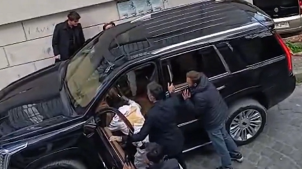 سيارة مفخخة تستهدف مشاهير أتراك وتثير الرعب في إسطنبول فيديو يحصد ملايين المشاهدات
