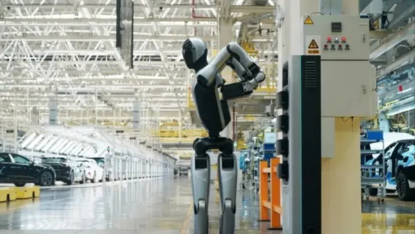 «تنفيذ الدوريات: روبوتات صينية تبدأ عملها على الحدود مع فيتنام»