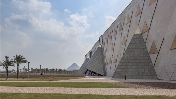 «غضب عارم» المتحف المصري الكبير يثير جدلاً بمنع دخول المصريين وتخصيص التذاكر للأجانب