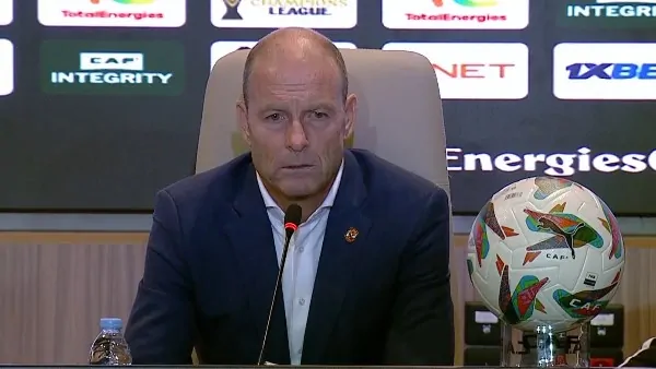 «اعتراضات حادة» مدرب الأهلي ينتقد التحكيم بعد التعادل مع الجيش الملكي ركلة جزاء غير صحيحة وغياب الفار كارثة