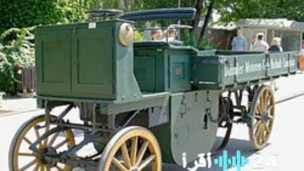 جوتليب دايملر صانع التاريخ كيف ابتكر أول سيارة بأربع عجلات