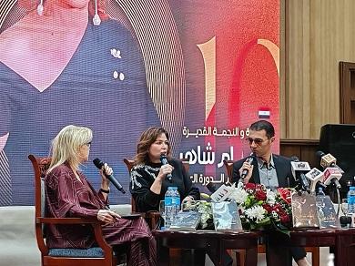 إلهام شاهين تكشف عن تحوّل حياتها عبر فيلم الهلفوت واختيار عادل إمام لها بدلاً من سعاد حسني