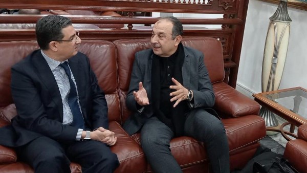 «تعزيز التعاون» مصر والجزائر تناقشان آفاق جديدة في قطاع الصناعات الدوائية