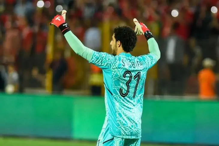 «صراع العروض الكبرى» مصطفى شوبير على مفترق طرق.. عروض سعودية وأوروبية مغرية تلوح في الأفق.. هل يحسم قراره بالرحيل في يناير 2026؟