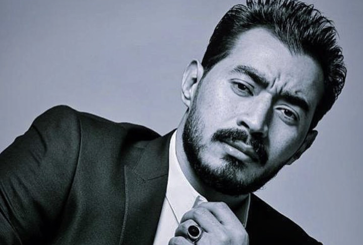 “الحمد للهجت في الحديد” المطرب أحمد بتشان ينجو من حادث سير خطير