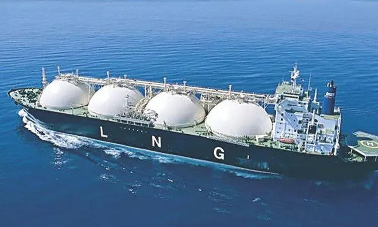 «مصر تستثمر 4 مليارات دولار في شراء 80 شحنة من الغاز المسال»