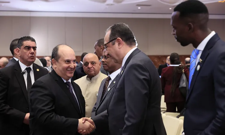 «شراكة استراتيجية» وزير قطاع الأعمال يؤكد أهمية التعاون مع الجزائر والدول الإفريقية لتحفيز الصناعة الدوائية