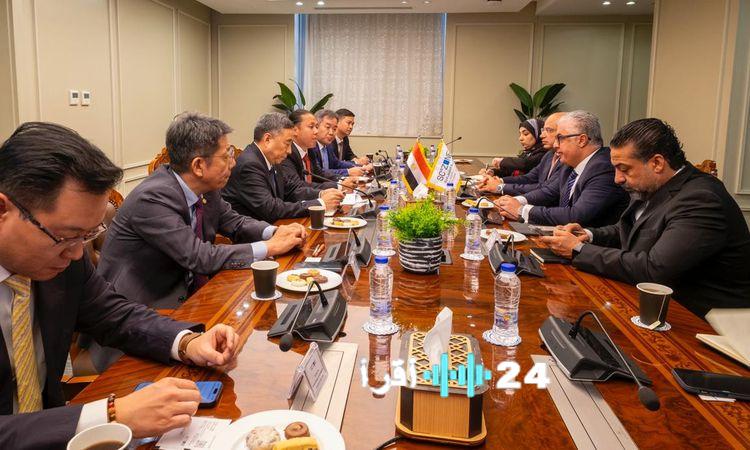 «تعزيز الشراكات العالمية» رئيس اقتصادية قناة السويس يلتقي بشركة الهندسة البحرية الصينية (CHEC) لبحث مشروعات الموانئ والبنية التحتية