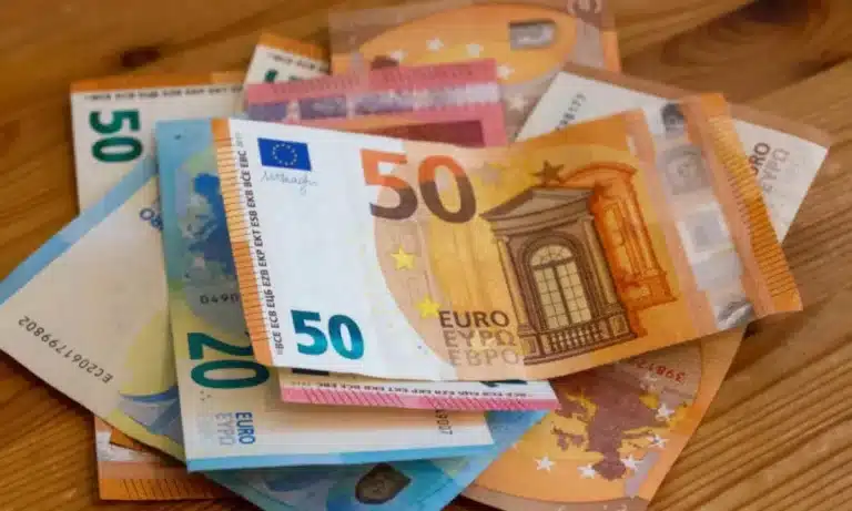 «شهادة جديدة من الأسواق» ارتفاع ملحوظ في سعر اليورو اليوم مقابل الجنيه المصري بالسوق السوداء