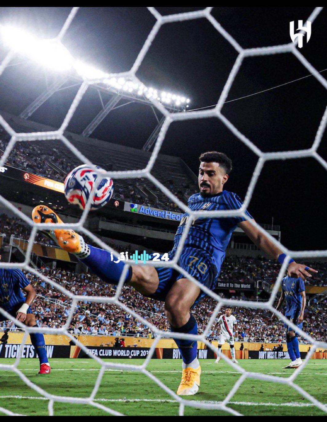 الهلال ينتظر الضوء الأخضر لعودة علي لاجامي قبل ربع نهائي كأس الملك