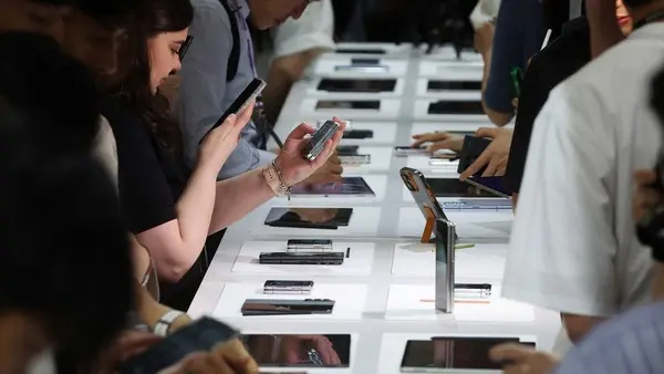 «استمتع بتجربة سلسة: أندرويد 17 يقدم مميزات تتفوق على آيفون»