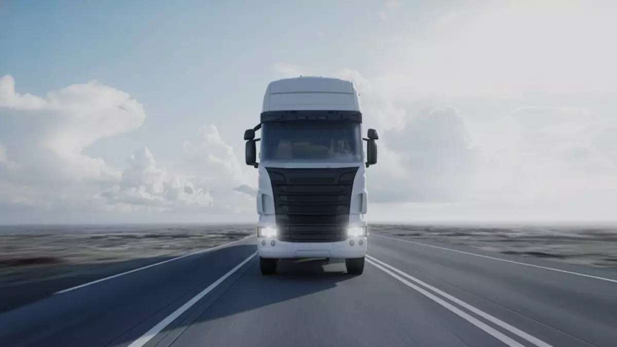 انخفاض حوادث الشاحنات في السعودية بنسبة 40% يكشف النقاب عن القوانين الذهبية الفعالة