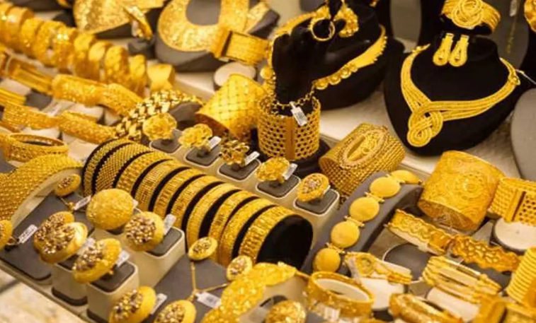 «انخفاض ملحوظ في أسعار الذهب اليوم السبت.. وعيار 21 يبلغ هذا الرقم»