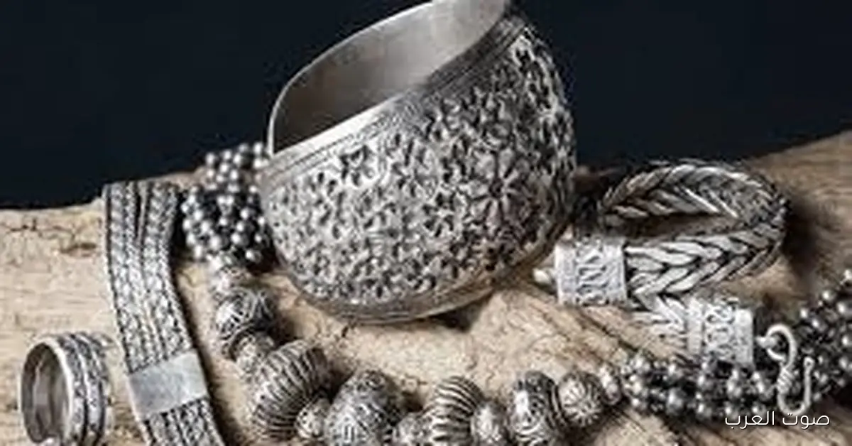 سعر الفضة يسجل ارتفاعًا تاريخيًا ويتجاوز ذروة أكتوبر