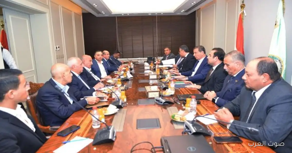 «خطوة استراتيجية نحو الاكتفاء» وزير الزراعة والتموين ورئيس مستقبل مصر يتعهدان بتعزيز إنتاج الدواجن لتقليص فاتورة الاستيراد