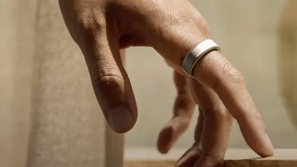 «تطور جديد: أورا تعتزم تحويل خاتمها الذكي إلى محفظة وهوية رقمية»