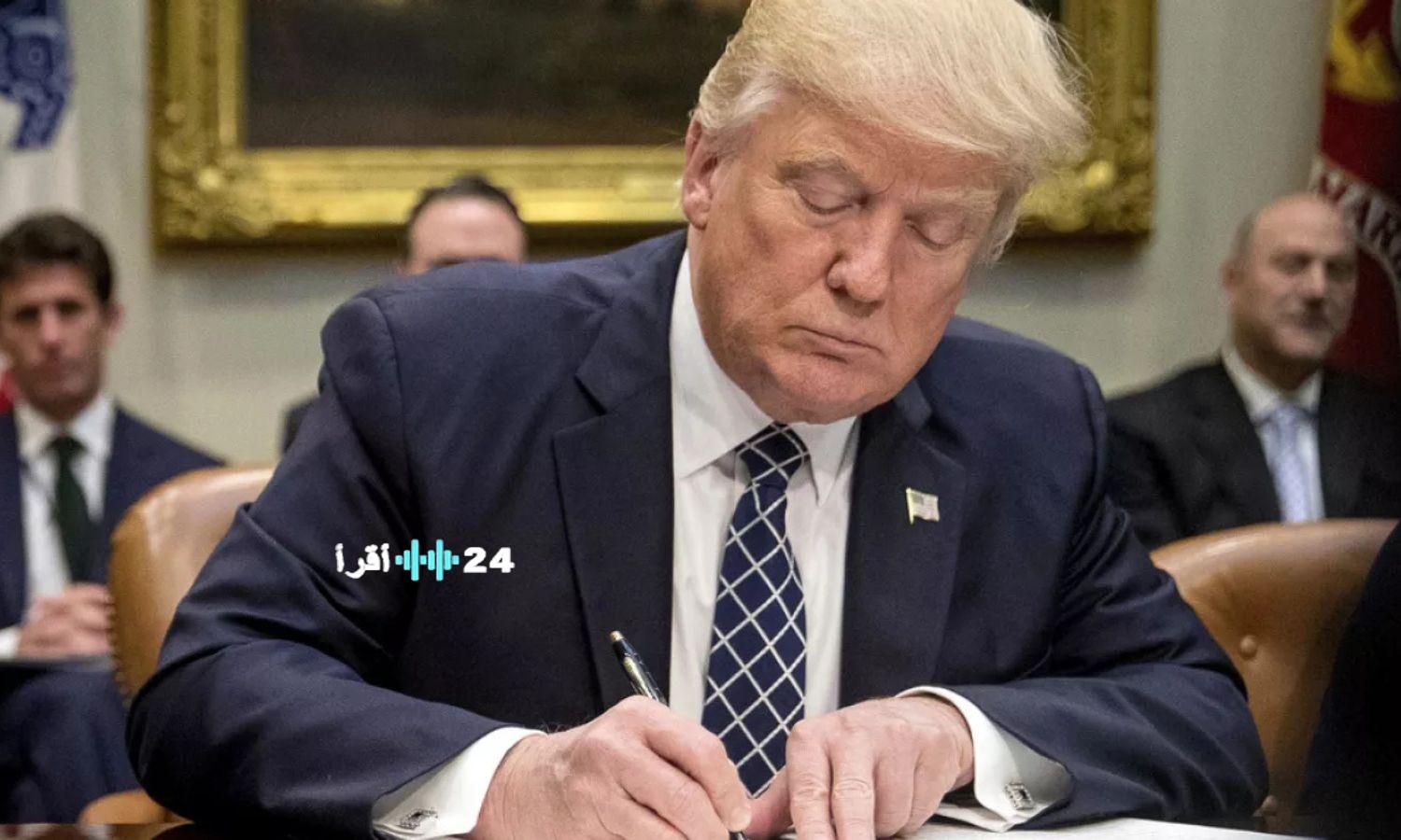 «ترامب يوسع قائمة حظر الدخول إلى الولايات المتحدة لتشمل دولاً جديدة منها فلسطين وسوريا»