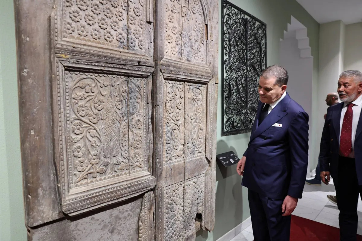 «أولويات تحت المجهر» أزمة السيولة واحتياجات المواطنين تثيران نقاشًا وطنيًا حادًا حول مصير مشاريع التنمية