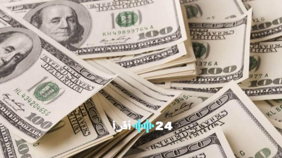 سعر الدولار يتماشى مع الجنيه في تعاملات الجمعة 12 ديسمبر 2025