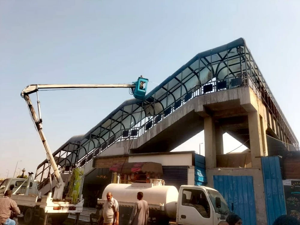 إزالة سور مخالف ورفع شدة خشبية فى المهد بالأقصر