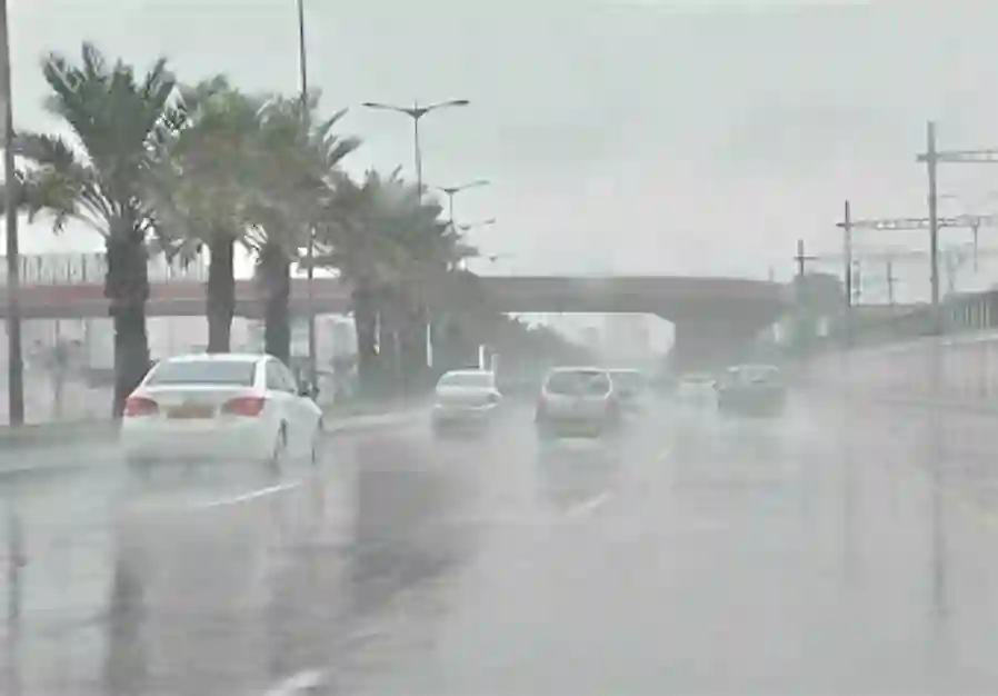 تقلبات جوية شديدة متوقعة والأرصاد تقدم خريطة الأمطار والسيول المرتقبة