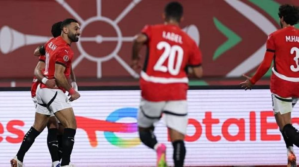 دليل القنوات الناقلة لمباراة مصر وجنوب إفريقيا اليوم مباشر مع تردد القناة الجزائرية المجانية