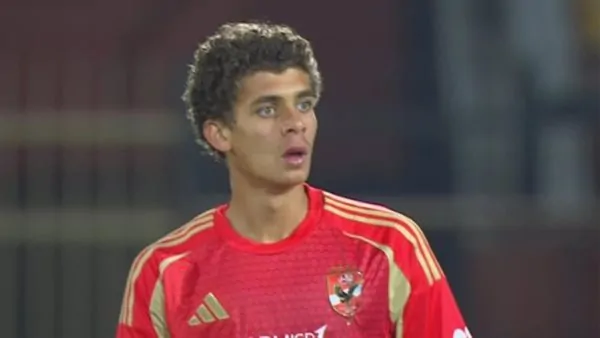 «حصريًا» شوبير يكشف تفاصيل مفاوضات برشلونة لضم نجم الأهلي حمزة عبد الكريم