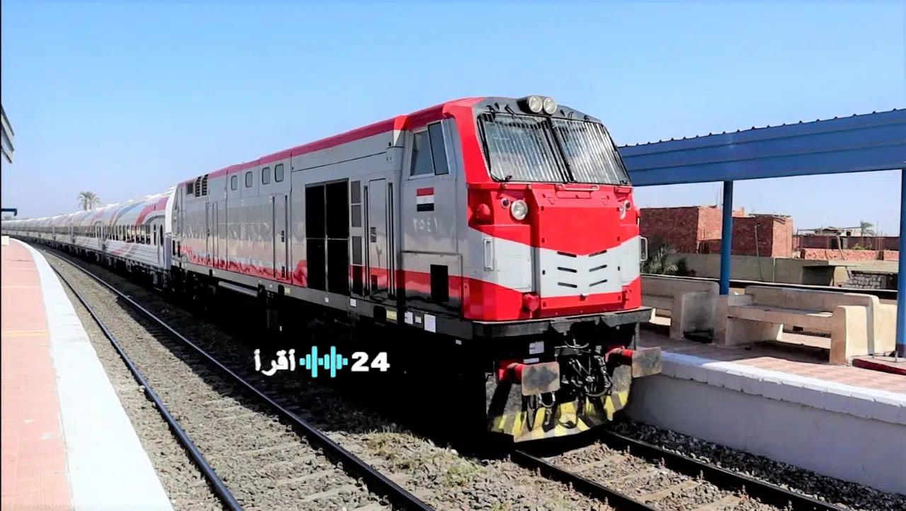 تحالف مصري فرنسي يحصل على عقد لتطوير خط سكة حديد يربط القاهرة بالإسكندرية باستثمارات 540 مليون يورو بينما تسعى شركة “بولار هيدرو” البريطانية لإنشاء مصنع لتدوير المخلفات في مصر باستثمارات تبلغ 2.4 مليار دولار