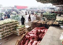 بلدية إربد تنظم دوام سوق الخضار المركزي وتحظر البيع يوم الجمعة