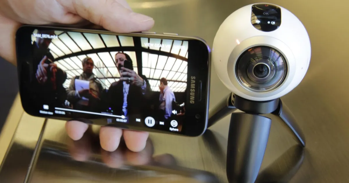 «اجعل من هاتفك الذكي ويب كام بديلًا لكاميرا الكمبيوتر الضعيفة» كيف يمكنك تحويل هاتفك المحمول إلى كاميرا ويب عالية الجودة؟