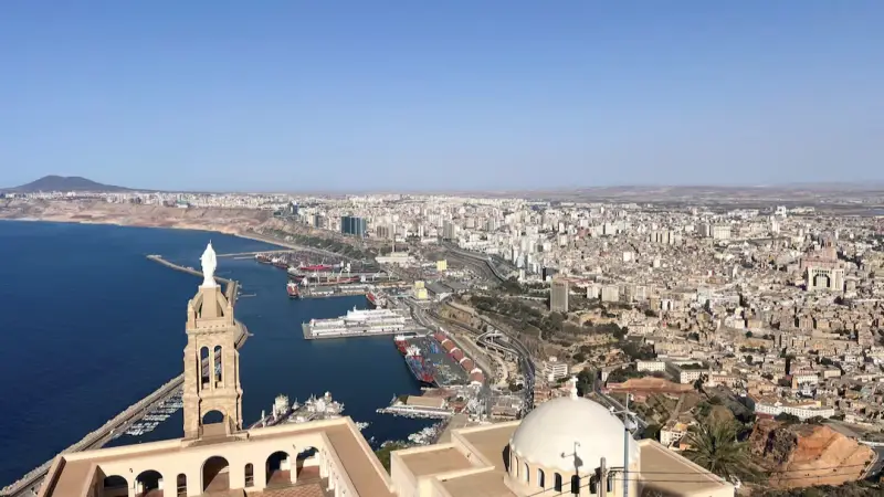 قانون المالية 2026 وإمكانية زيادة الأجور لمواجهة ارتفاع تكاليف المعيشة