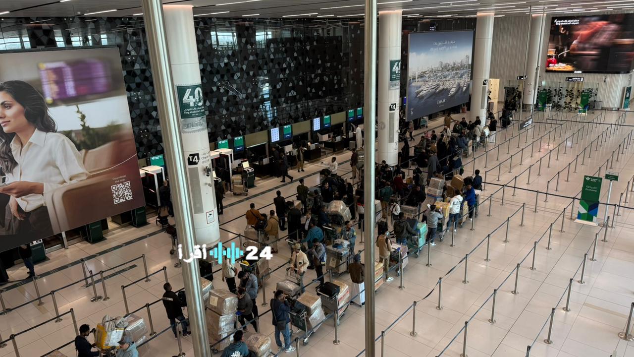 مطار الملك خالد يستأنف العمليات التشغيلية بشكل كامل