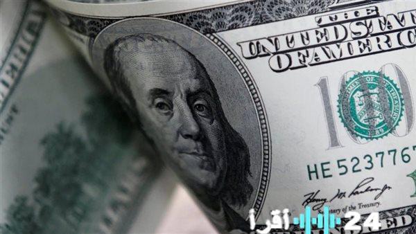 «الأخضر يشتعل» الدولار يسجل قفزة جديدة في البنوك والسوق الموازية بختام تعاملات الاثنين