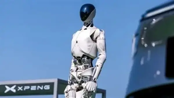 «تعرف على الأساليب البشرية المثيرة للفضول وراء روبوت “إكس بينغ”: ما الذي يخفيه؟»