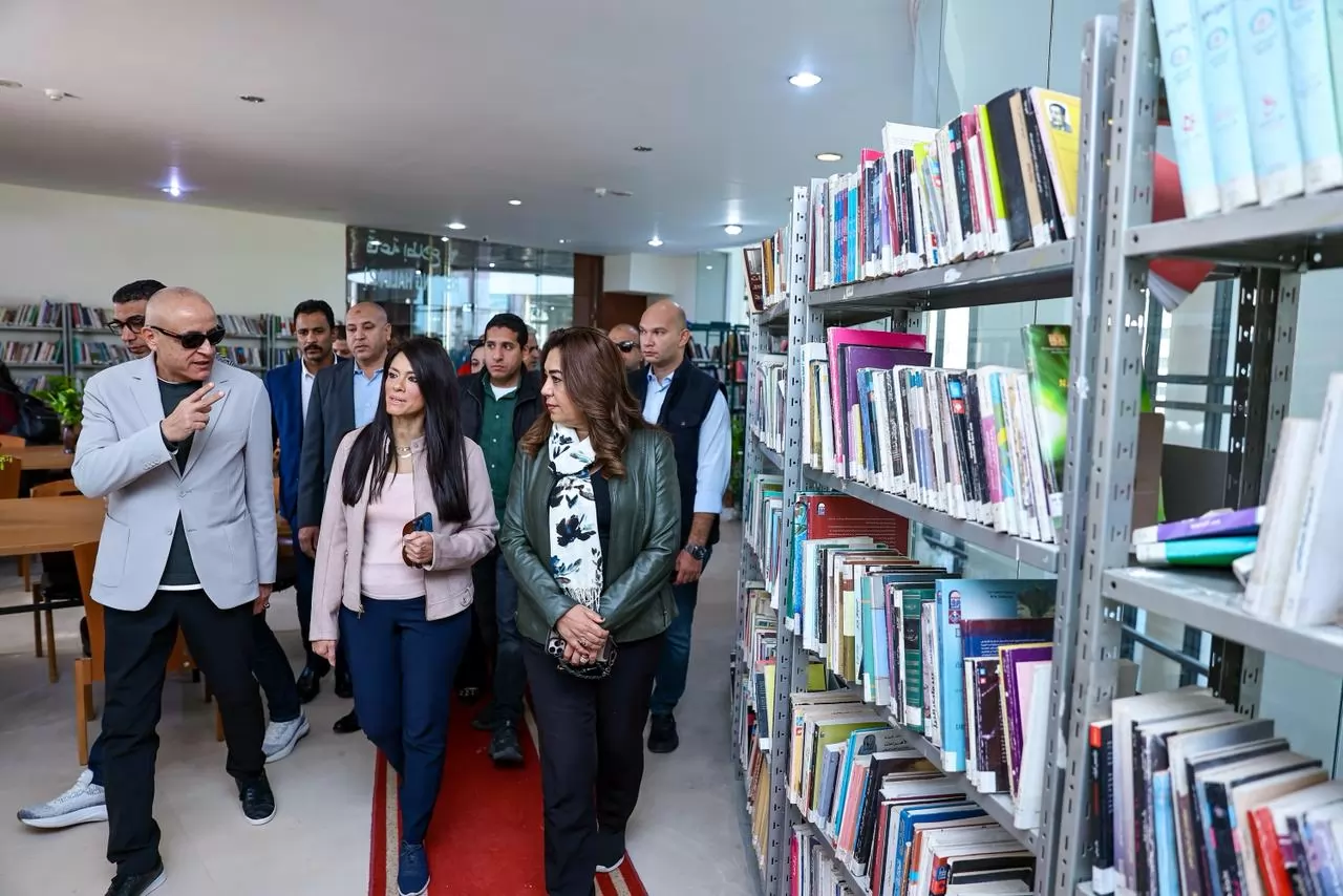 «استكشاف جواهر مكتبة مصر العامة في الأقصر: رحلة ثقافية مميزة»