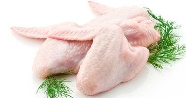 مصادرة كميات من الدواجن قبل طرحها في الأسواق بجازان