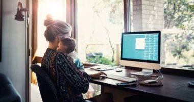 إليك 4 حلول احترافية كعناوين صحفية مناسبة لاقتراحات جوجل:1.  4 حلول عملية لإتقان المعادلة الصعبة بين الأمومة والعمل والراحة
2.  كيف توازنين بين الأمومة والشغل والراحة 4 استراتيجيات عملية للأمهات
3.  4 أسرار عملية للأم العاملة لتحقيق الانسجام بين الأمومة والعمل والراحة
4.  الأمومة والعمل والراحة 4 خطوات لنجاحك في الموازنة الذكية