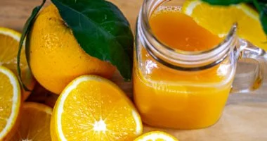 5 تركيبات عصير برتقال مبتكرة لتعزيز تركيزك ونشاطك اليومي