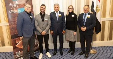 «نافذة على السياحة المصرية» وزير السياحة يلتقي مؤسسات إعلامية أمريكية متخصصة