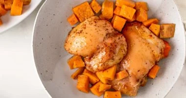 دليل 5 وصفات دجاج بسيطة وسريعة لإعداد عشاء شتوي دافئ