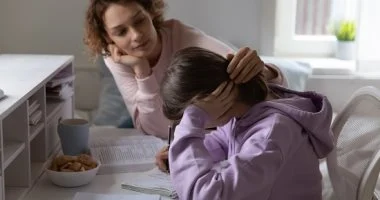 نوم هادئ وأداء متفوق لطفلك في الامتحانات 5 نصائح عملية