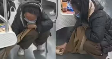 سيدة صينية تُدهش الجميع بتنظيف شاي مسكوب بملابسها داخل المترو شاهد الفيديو