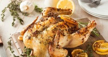 الفراخ بالزعتر والروزماري وصفة سهلة لمذاق شهي لا يقاوم
