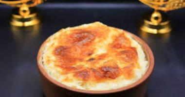 طريقة تحضير طاجن الأرز المعمر باللحمة في المنزل بخطوات احترافية لسفرة العزومات