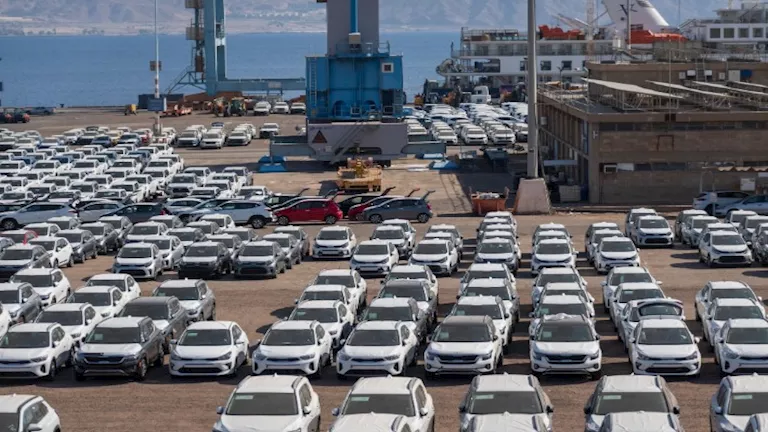 «آفاق جديدة في سوق السيارات» مستقبل أسعار السيارات بمصر في 2026